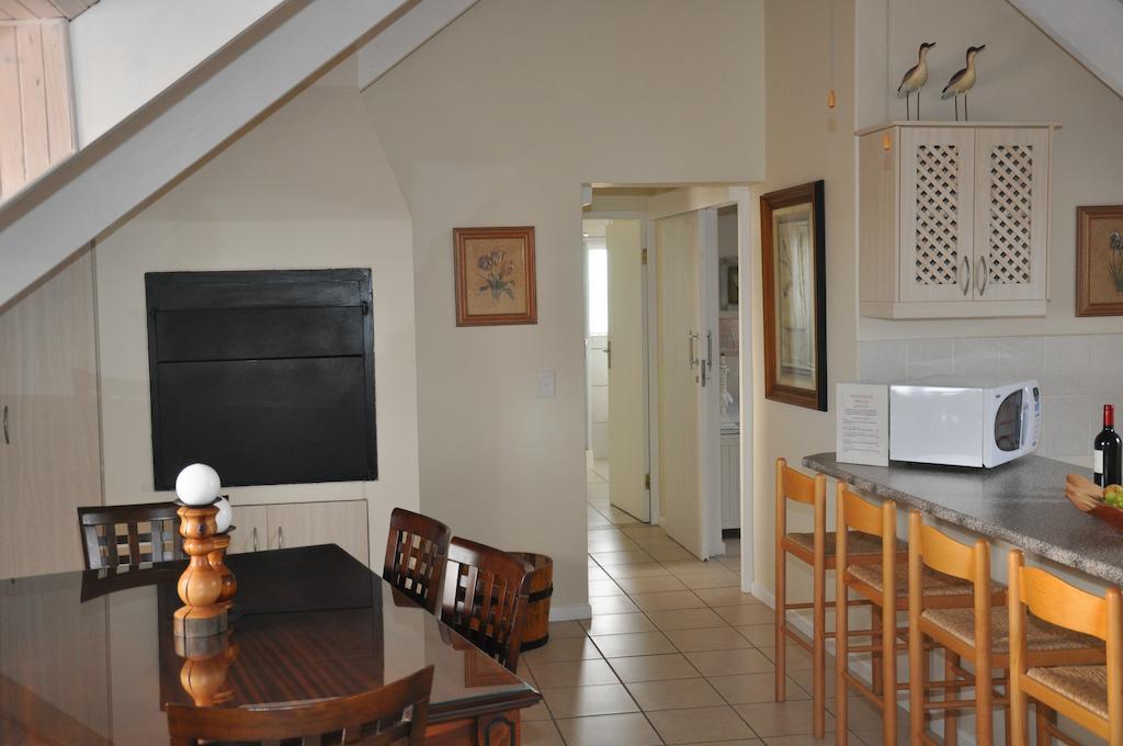 Hotel Whispering Whale Jacobs Bay Habitación foto
